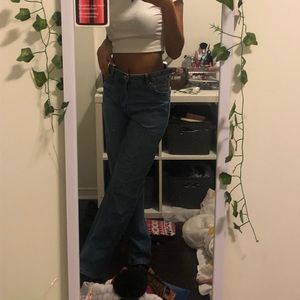 Baggy jeans